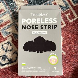 Troubless Poreless Nose Strip 4 new